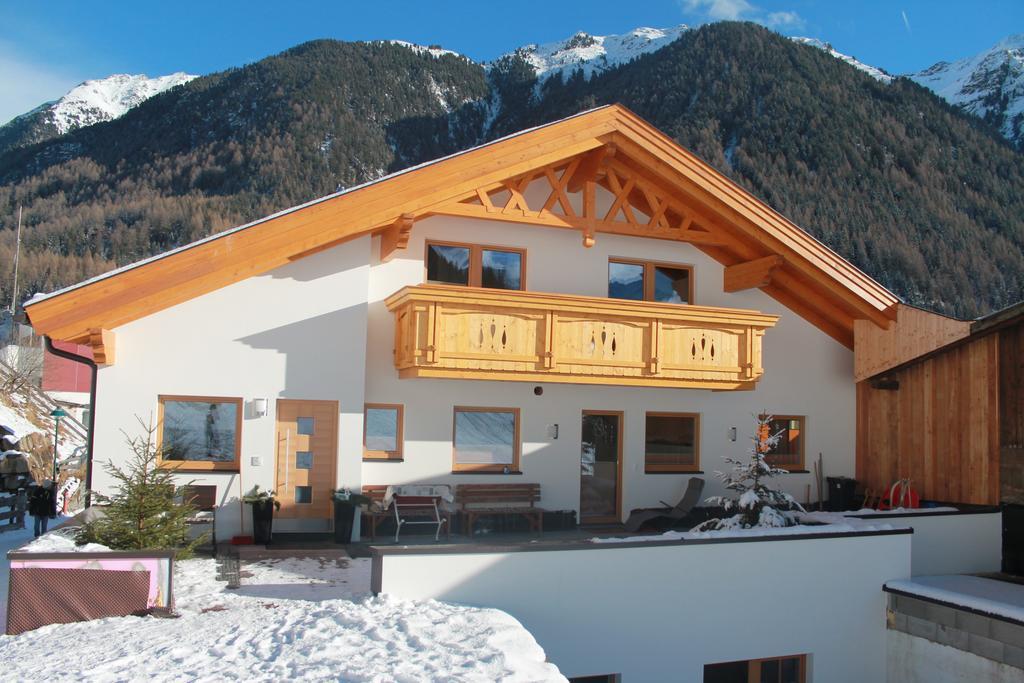 Haus Sennhof Appartement Umhausen Buitenkant foto