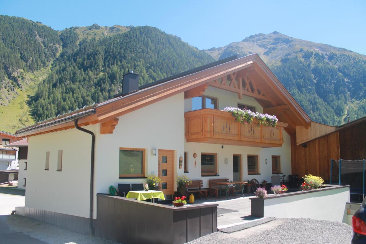Haus Sennhof Appartement Umhausen Buitenkant foto